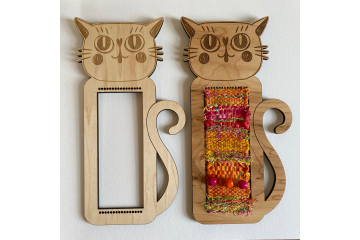 Weave and hang Happy Cat Loom